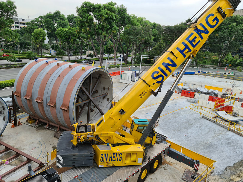 Singapore’s first Grove GMK5250XL-1 delivered to Sin Heng Heavy Machinery